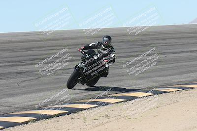 media/Oct-13-2025-Moto Forza (Mon) [[a66d839500]]/4-C Group/Session 2 (Bowl)/